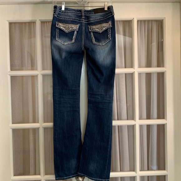 Firm price- Rue21 dark wash low rise boot cut curvy jeans - Picture 5 of 11